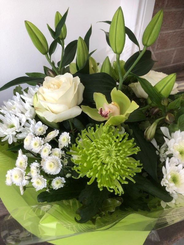 Classic white bouquet